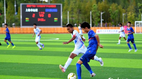 2026足坛抢人大战：夏窗暗流涌动，英超榜首之争引爆球员转会连锁反应