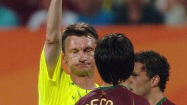 3黄vs5黄！西班牙葡萄牙黄牌大战破纪录