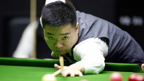 北京时间2026年4月13日 斯诺克世锦赛资格赛  丁俊晖 4-4 袁思俊  德比鏖战陷入白热化