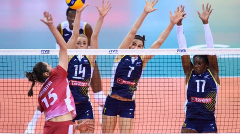 世俱杯：埃格努领衔科内利亚诺三局横扫广东恒大