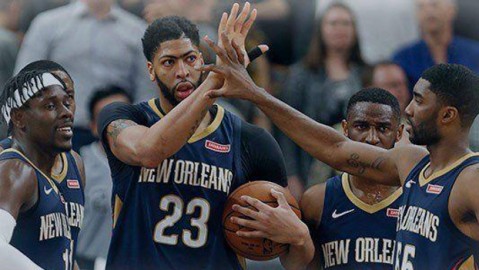 73胜勇士主场吊打67胜马刺，库里三节37分终结13连胜