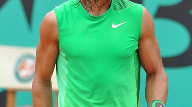 法网半决赛纳达尔3-0横扫费德勒终结红土连败