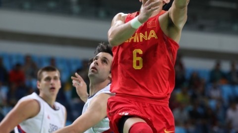 世界队加时惜败美国，郇斯楠首发零出手