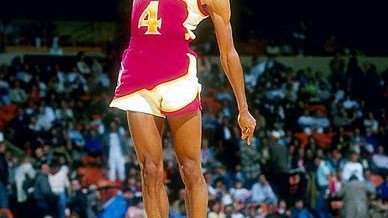 从3年1.65亿到4年2.28亿，De‘Aaron Fox的2026亿元先生之路为何变成马刺双刃剑？