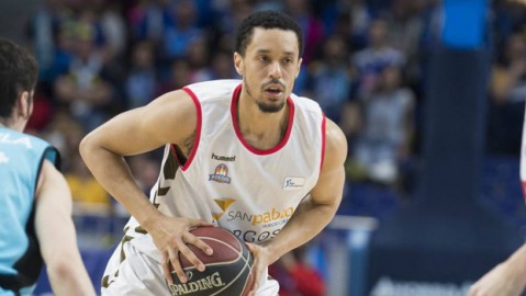 从尼克斯新秀一阵到流浪欧洲：西班牙中锋威利·埃尔南戈麦斯的篮球漂流