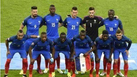 法国1-0秘鲁：姆巴佩首球助高卢雄鸡提前出线